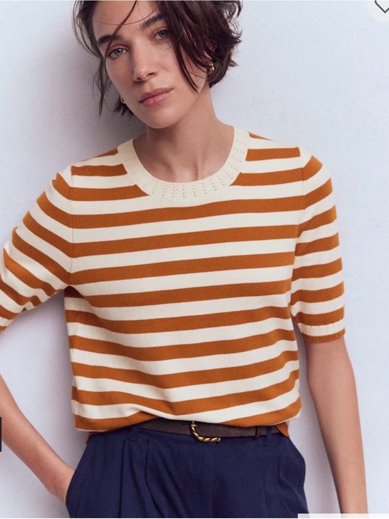 Boden Sweaters - Boden Cream and Rust-Striped Short-Sleeve Crewneck Sweater